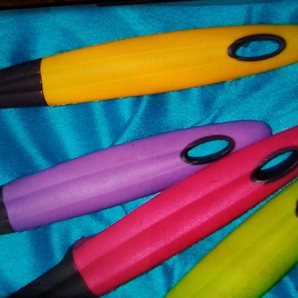 Colorful kitchen tool set by avon - Picture 5 of 8